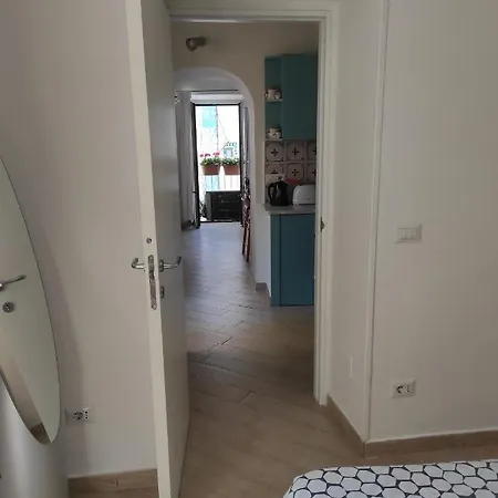 Romantic Getaway In The Heart Of Αμάλφι