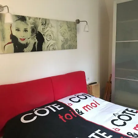 Romantic Getaway In The Heart Of Apartmán