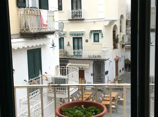 Romantic Getaway In The Heart Of