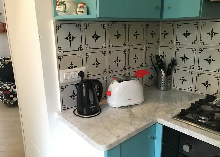 Romantic Getaway In The Heart Of Apartment