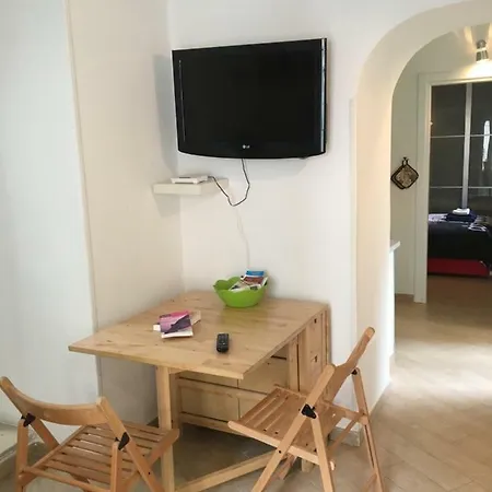 Romantic Getaway In The Heart Of *